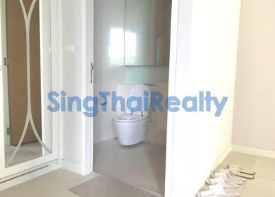 For RENT : Domus / 3 Bedroom / 3 Bathrooms / 251 sqm / 160000 THB [3206456]