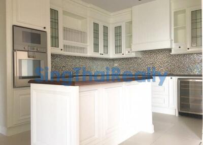 For RENT : Domus / 3 Bedroom / 3 Bathrooms / 251 sqm / 160000 THB [3206456]