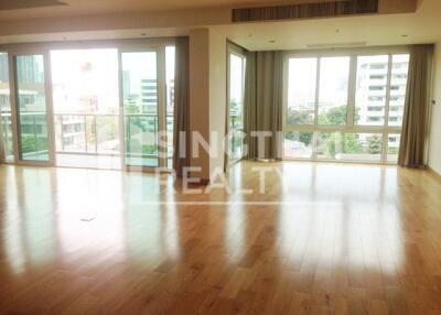 For RENT : Belgravia Residences / 4 Bedroom / 4 Bathrooms / 296 sqm / 160000 THB [4081931]