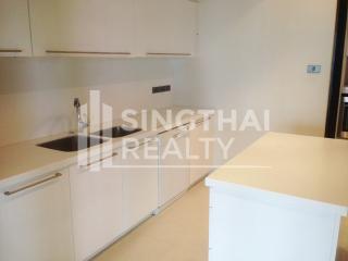 For RENT : Belgravia Residences / 4 Bedroom / 4 Bathrooms / 296 sqm / 160000 THB [4081931]