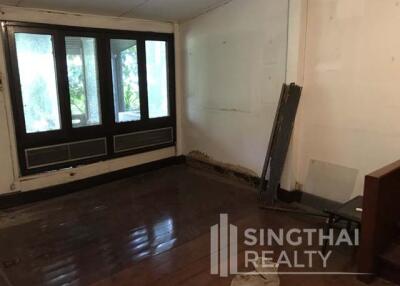 For RENT : House Thonglor / 3 Bedroom / 3 Bathrooms / 351 sqm / 160000 THB [5393720]