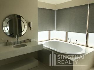 For RENT : The Emporio Place / 3 Bedroom / 3 Bathrooms / 227 sqm / 160000 THB [5309696]