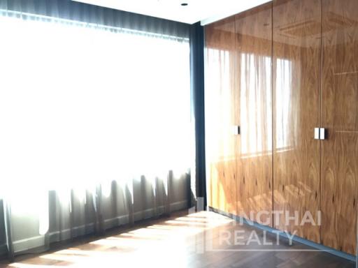 For RENT : The Emporio Place / 3 Bedroom / 3 Bathrooms / 227 sqm / 160000 THB [5309696]