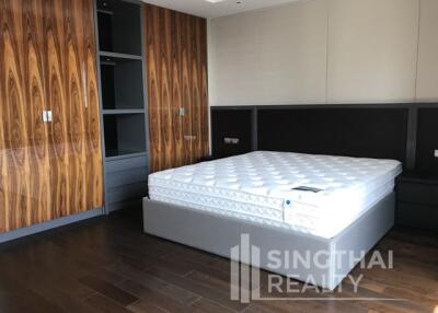 For RENT : The Emporio Place / 3 Bedroom / 3 Bathrooms / 227 sqm / 160000 THB [5309696]