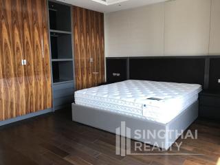 For RENT : The Emporio Place / 3 Bedroom / 3 Bathrooms / 227 sqm / 160000 THB [5309696]