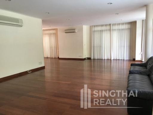 For RENT : House Nana / 4 Bedroom / 4 Bathrooms / 401 sqm / 160000 THB [5432129]