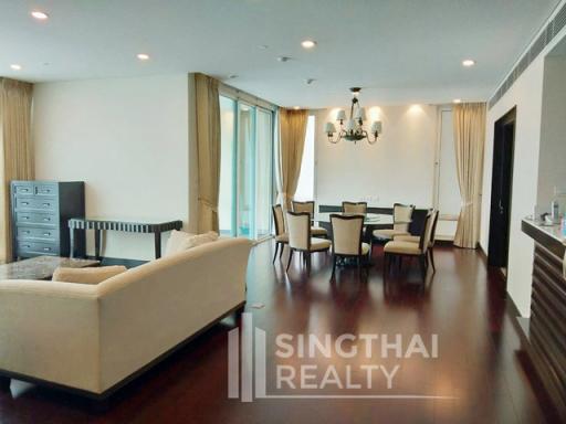 For RENT : The Park Chidlom / 3 Bedroom / 3 Bathrooms / 259 sqm / 160000 THB [5591033]