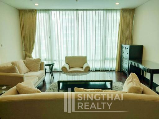 For RENT : The Park Chidlom / 3 Bedroom / 3 Bathrooms / 259 sqm / 160000 THB [5591033]