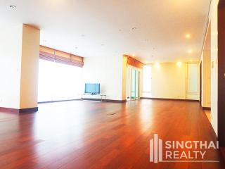 For RENT : The Park Chidlom / 3 Bedroom / 4 Bathrooms / 288 sqm / 160000 THB [8026961]