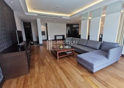 For RENT : Royal Residence Park / 4 Bedroom / 3 Bathrooms / 275 sqm / 160000 THB [9989772]