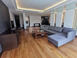 For RENT : Royal Residence Park / 4 Bedroom / 3 Bathrooms / 275 sqm / 160000 THB [9989772]