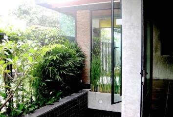 For RENT : House Thonglor / 3 Bedroom / 4 Bathrooms / 401 sqm / 165000 THB [6896694]