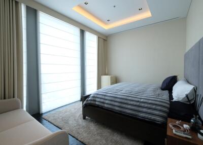 For RENT : The Ritz - Carlton Residences at MahaNakhon / 2 Bedroom / 3 Bathrooms / 145 sqm / 165000 THB [9832466]