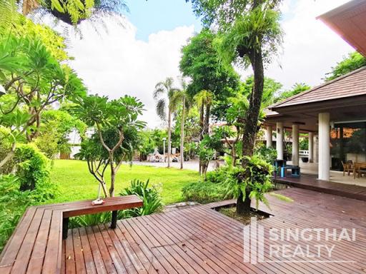 For RENT : House Phrakanong / 3 Bedroom / 5 Bathrooms / 701 sqm / 170000 THB [7223449]