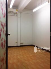 For RENT : Townhouse Thonglor / 1 Bedroom / 1 Bathrooms / 176 sqm / 170000 THB [7537919]