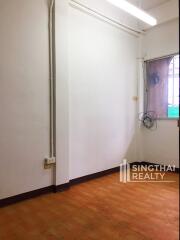 For RENT : Townhouse Thonglor / 1 Bedroom / 1 Bathrooms / 176 sqm / 170000 THB [7537919]