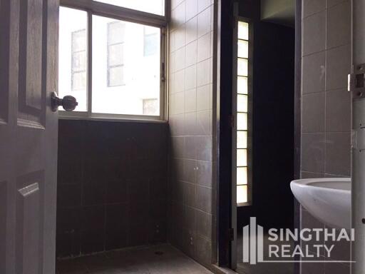For RENT : Townhouse Thonglor / 1 Bedroom / 1 Bathrooms / 176 sqm / 170000 THB [7537919]