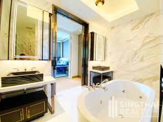 For RENT : The Residences At Mandarin Oriental / 2 Bedroom / 2 Bathrooms / 130 sqm / 170000 THB [8426226]