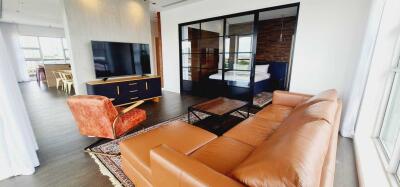 For RENT : Penthouse Condominium 3 / 3 Bedroom / 3 Bathrooms / 250 sqm / 170000 THB [9641107]