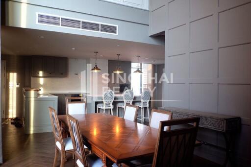 For RENT : Aguston Sukhumvit 22 / 4 Bedroom / 4 Bathrooms / 278 sqm / 180000 THB [3181109]