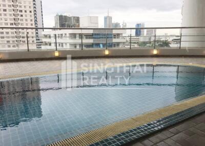 For RENT : Le Raffine Sukhumvit 24 / 4 Bedroom / 3 Bathrooms / 371 sqm / 180000 THB [3519452]