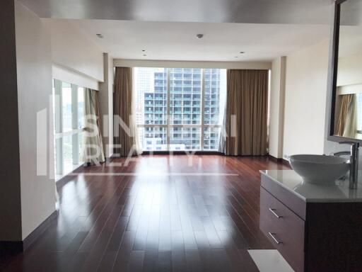 For RENT : Le Raffine Jambunuda Sukhumvit 31 / 3 Bedroom / 4 Bathrooms / 351 sqm / 180000 THB [4266131]