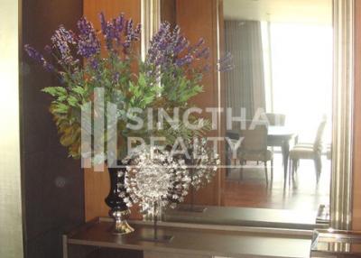 For RENT : The Sukhothai Residences / 3 Bedroom / 4 Bathrooms / 236 sqm / 180000 THB [4248830]