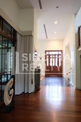 For RENT : House Phrakanong / 4 Bedroom / 5 Bathrooms / 361 sqm / 180000 THB [4502069]