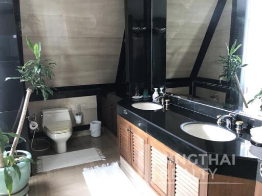 For RENT : President Park Sukhumvit 24 / 3 Bedroom / 4 Bathrooms / 526 sqm / 180000 THB [5502122]