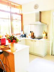 For RENT : House Phrakanong / 4 Bedroom / 5 Bathrooms / 401 sqm / 180000 THB [6847540]