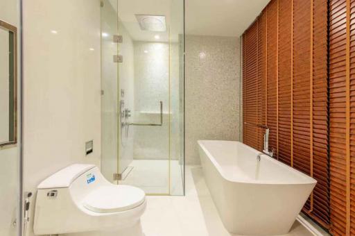 For RENT : Vittorio / 2 Bedroom / 3 Bathrooms / 169 sqm / 180000 THB [7643021]