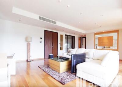 For RENT : Belgravia Residences / 4 Bedroom / 4 Bathrooms / 296 sqm / 180000 THB [7731189]