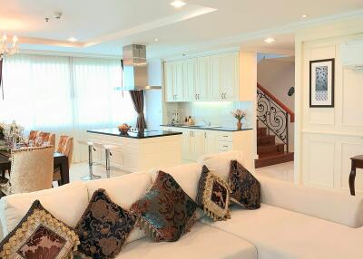 For RENT : Piyathip Place / 4 Bedroom / 4 Bathrooms / 375 sqm / 220000 THB [8371365]