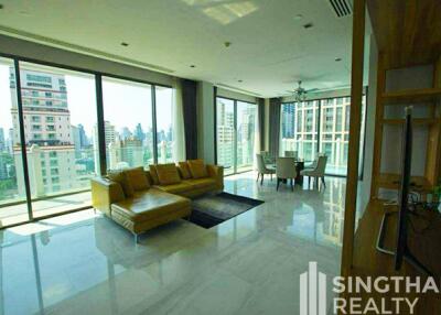 For RENT : Le Raffine Jambu Dvipa Sukhumvit 39 / 3 Bedroom / 3 Bathrooms / 361 sqm / 180000 THB [8462835]