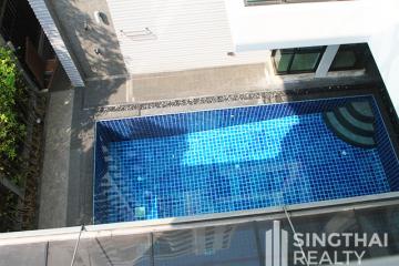 For RENT : House Phromphong / 6 Bedroom / 7 Bathrooms / 421 sqm / 180000 THB [8599958]