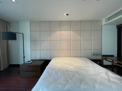 For RENT : Le Raffine Jambunuda Sukhumvit 31 / 3 Bedroom / 3 Bathrooms / 366 sqm / 180000 THB [8611281]