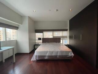 For RENT : Le Raffine Jambunuda Sukhumvit 31 / 3 Bedroom / 3 Bathrooms / 366 sqm / 180000 THB [8611281]