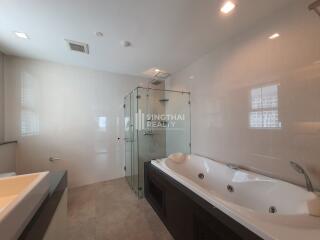 For RENT : Ideal 24 / 4 Bedroom / 5 Bathrooms / 326 sqm / 180000 THB [3962018]