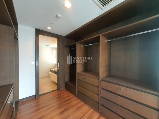 For RENT : Ideal 24 / 4 Bedroom / 5 Bathrooms / 326 sqm / 180000 THB [3962018]