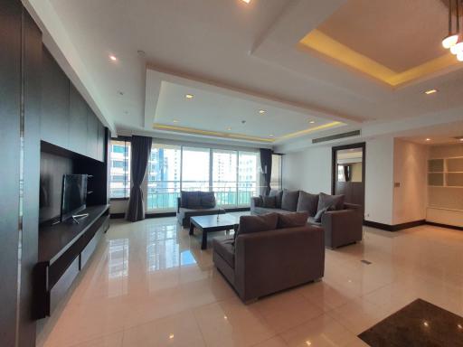 For RENT : Ideal 24 / 4 Bedroom / 5 Bathrooms / 326 sqm / 180000 THB [3962018]