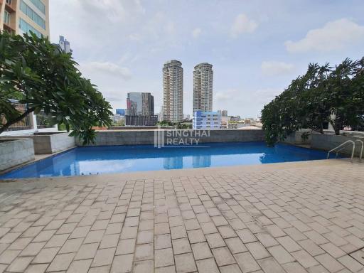 For RENT : The Empire Place / 3 Bedroom / 3 Bathrooms / 303 sqm / 180000 THB [10548824]