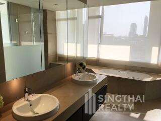 For RENT : The Sukhothai Residences / 3 Bedroom / 3 Bathrooms / 221 sqm / 190000 THB [5251112]