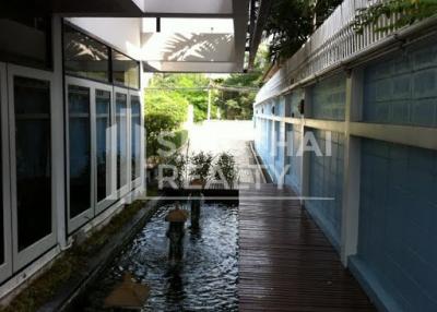 For RENT : House Thonglor / 6 Bedroom / 4 Bathrooms / 331 sqm / 200000 THB [3755018]