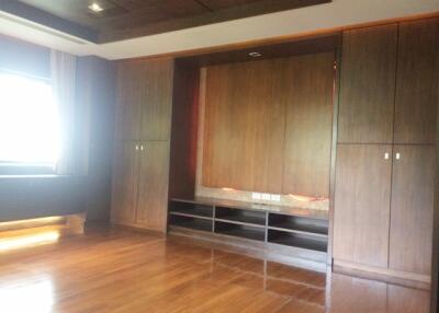 For RENT : House Thonglor / 4 Bedroom / 5 Bathrooms / 401 sqm / 200000 THB [3855044]