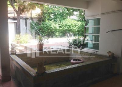 For RENT : House Phromphong / 5 Bedroom / 5 Bathrooms / 501 sqm / 200000 THB [3940514]