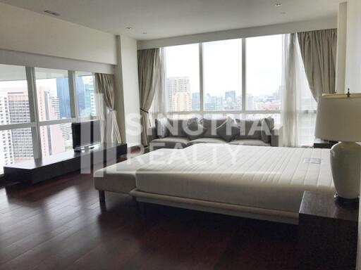 For RENT : Le Raffine Jambunuda Sukhumvit 31 / 3 Bedroom / 4 Bathrooms / 351 sqm / 200000 THB [4086893]