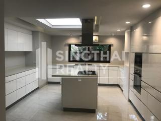 For RENT : House Sathorn / 4 Bedroom / 5 Bathrooms / 401 sqm / 200000 THB [4633058]