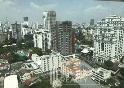 For RENT : Le Raffine Jambu Dvipa Sukhumvit 39 / 3 Bedroom / 4 Bathrooms / 366 sqm / 200000 THB [5186120]