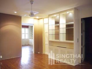 For RENT : House Phromphong / 4 Bedroom / 4 Bathrooms / 301 sqm / 200000 THB [5242502]