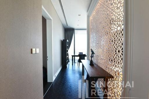 For RENT : The Ritz - Carlton Residences at MahaNakhon / 2 Bedroom / 3 Bathrooms / 196 sqm / 200000 THB [5843219]